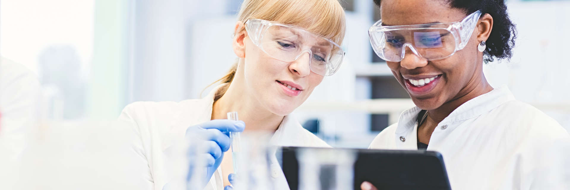 Two scientists talking about the results